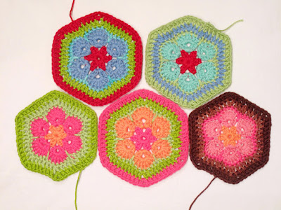 Classic African Flower Hexagon Pattern